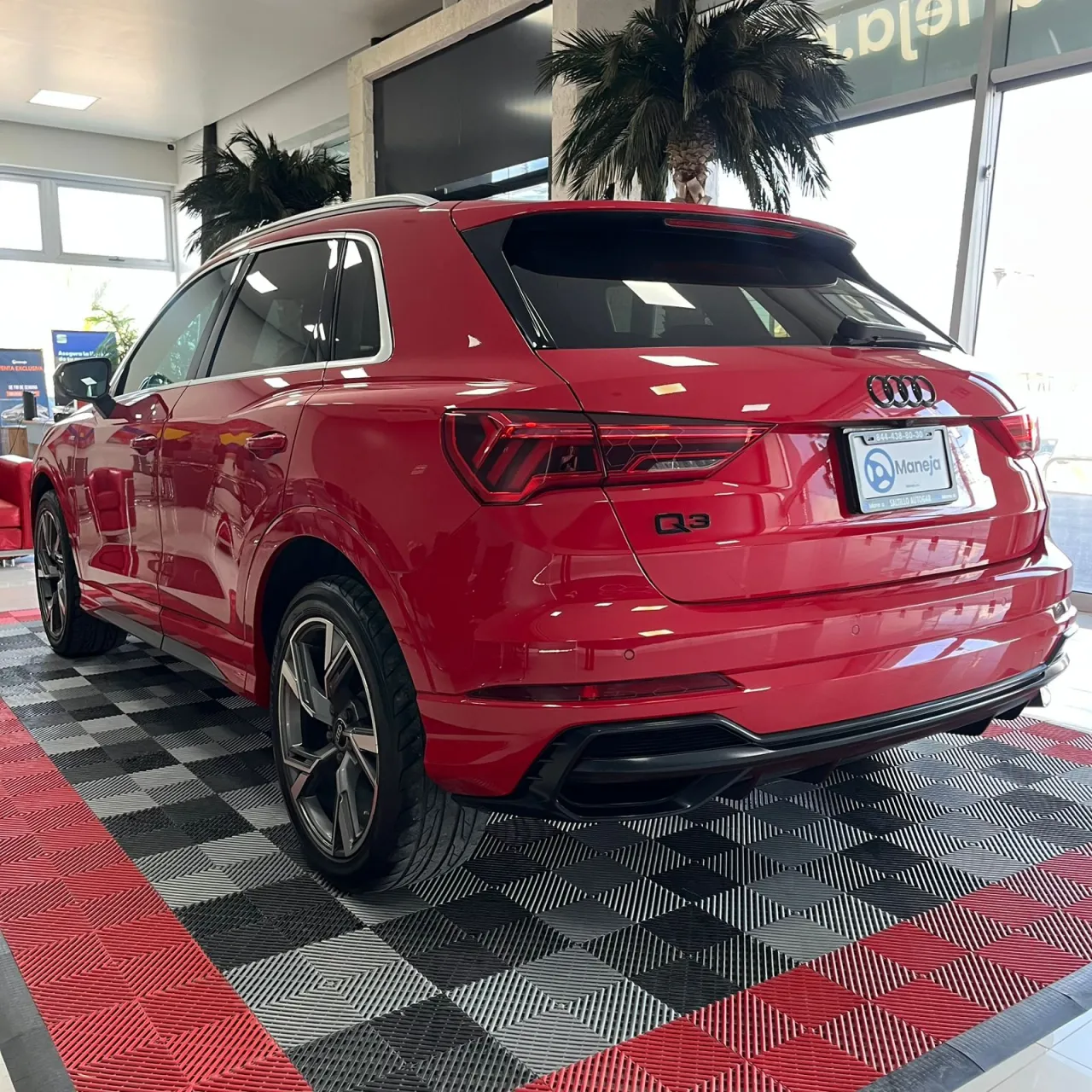 Audi Q3 S Line 2021, foto 3