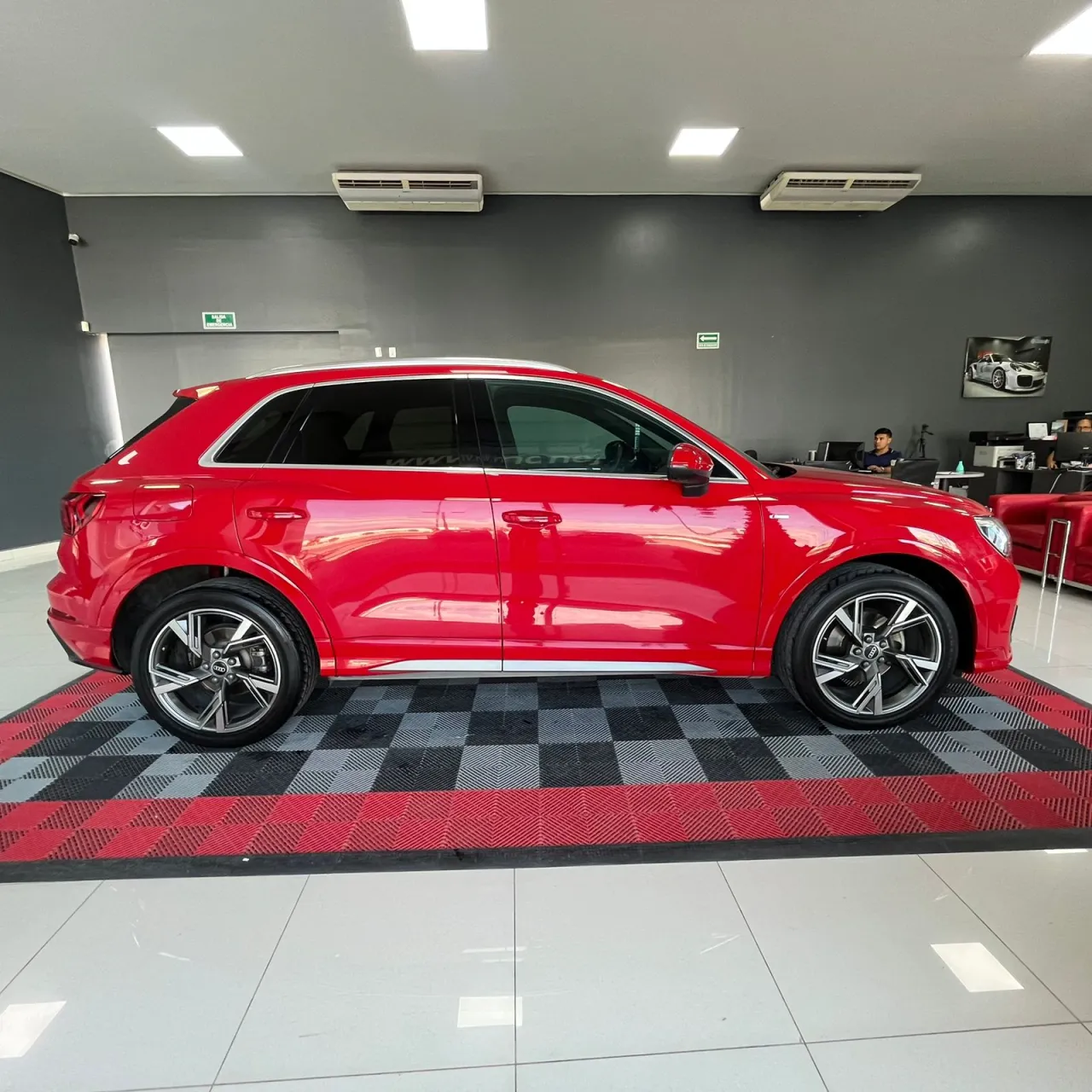 Audi Q3 S Line 2021, foto 6