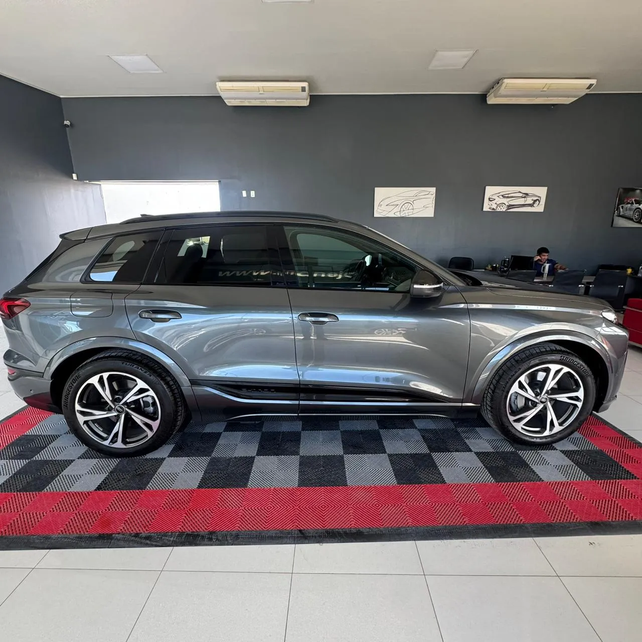 Audi Q6 SQ6 e-tron 2025, foto 6