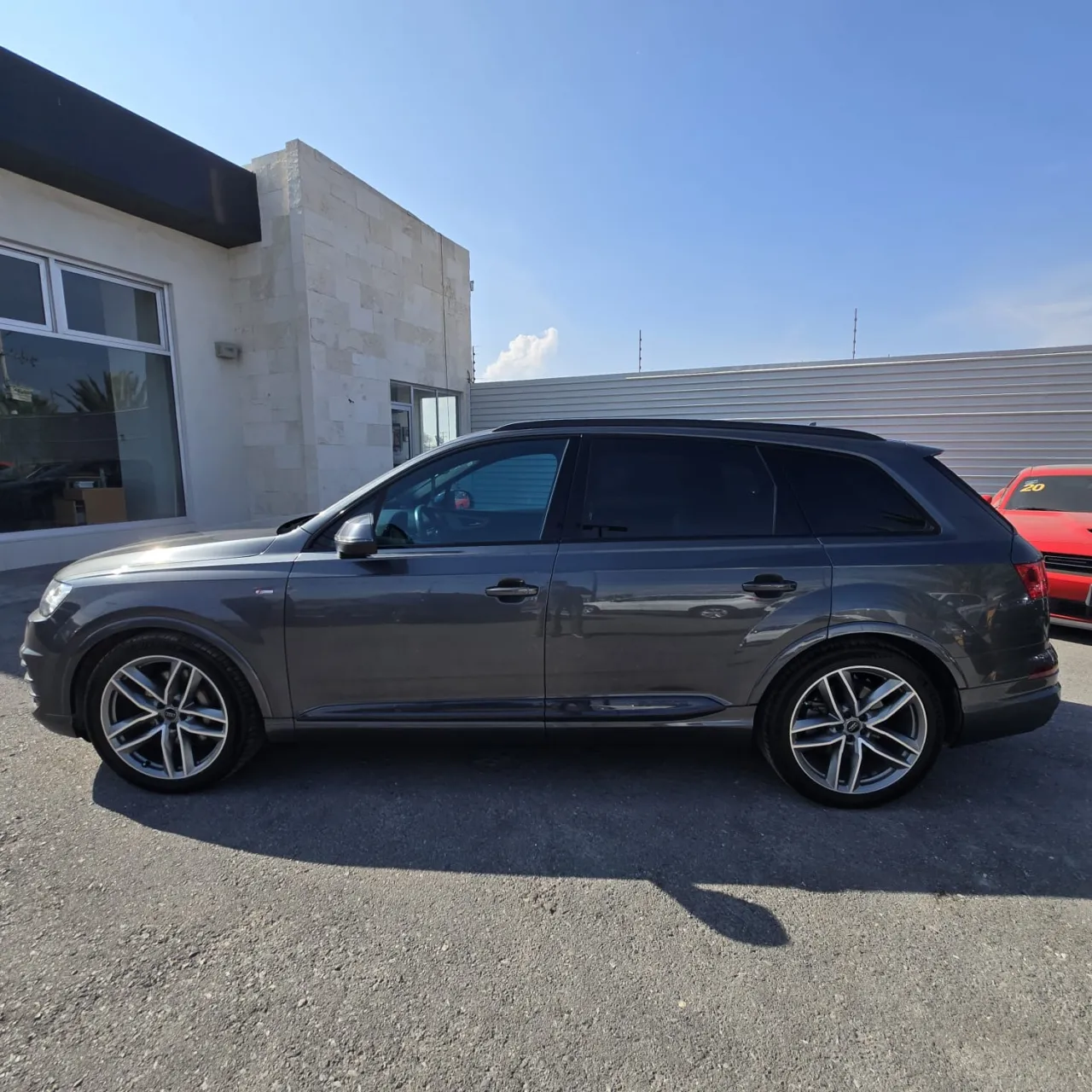 Audi Q7 S Line 2019, foto 2