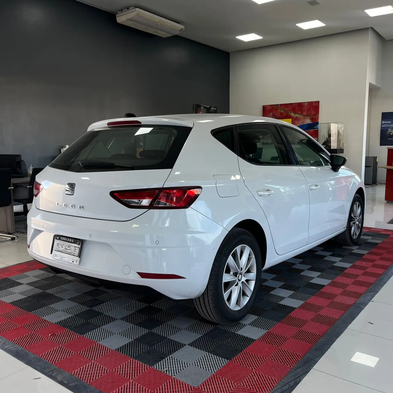 SEAT Leon Style 2019, foto 4