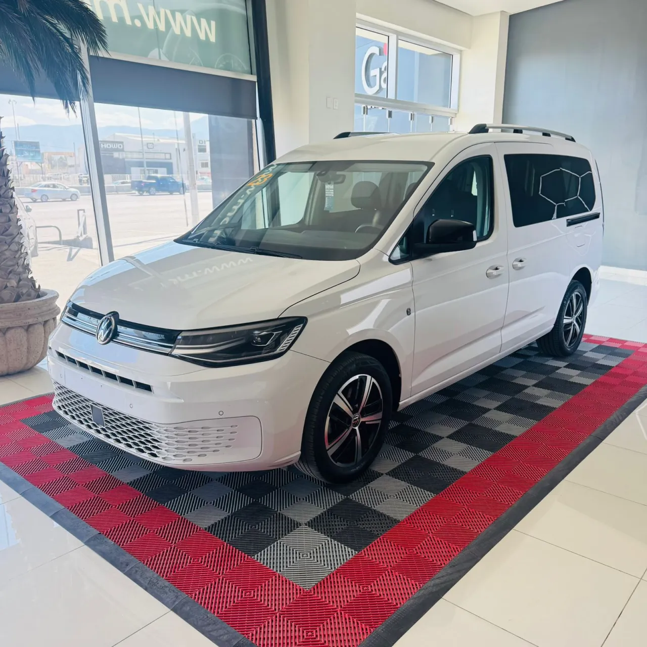 Volkswagen Caddy Maxi 2023
